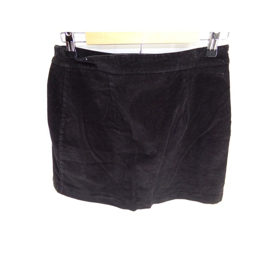 American Eagle Women's Black Corduroy Mini Wrap Skirt Size 4 snap button - Picture 4 of 8